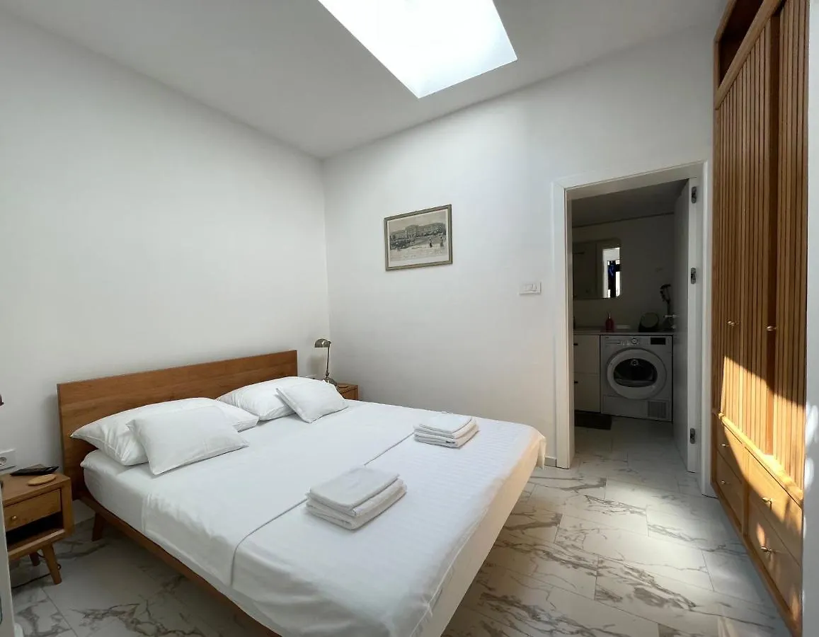 Apartment Artspace Location-Opatija-3 Bedroom House With Rooftop Garden By Beach