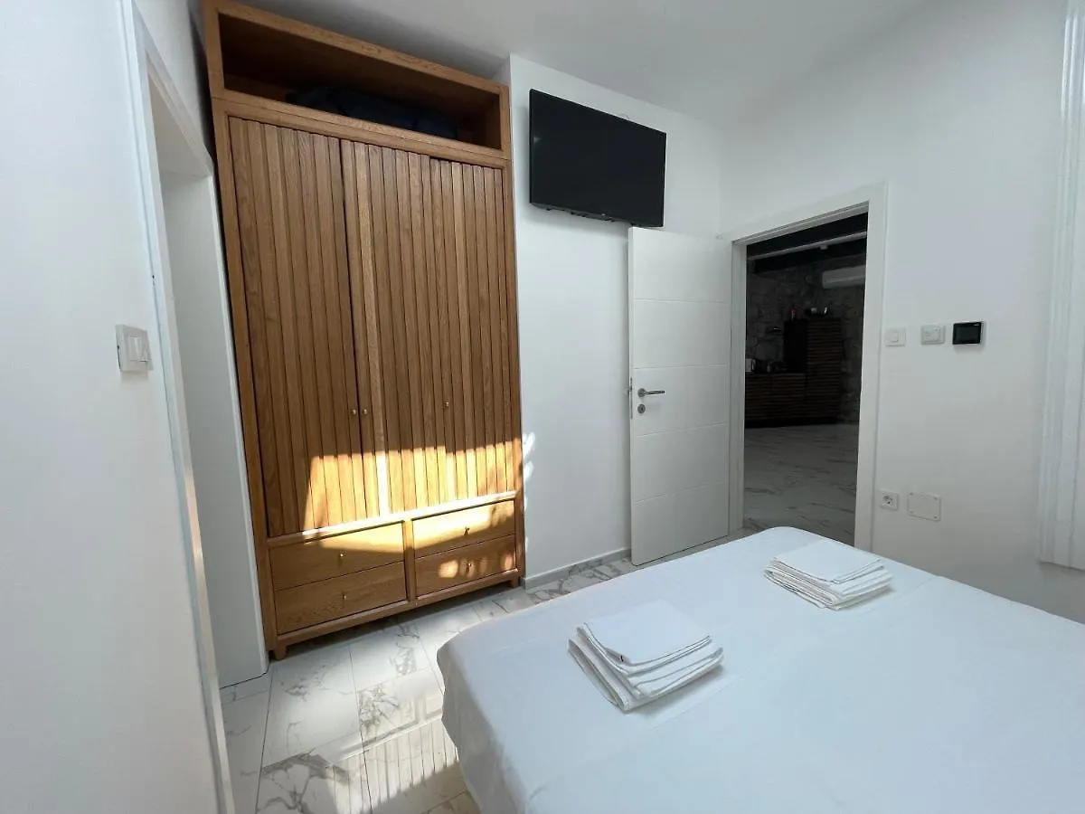 Apartment Artspace Location-Opatija-3 Bedroom House With Rooftop Garden By Beach Croatia