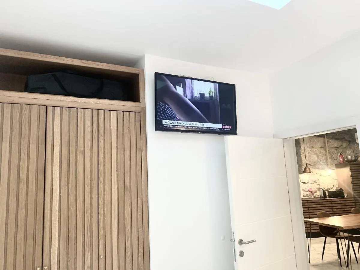 Artspace Location-Opatija-3 Bedroom House With Rooftop Garden By Beach Apartment