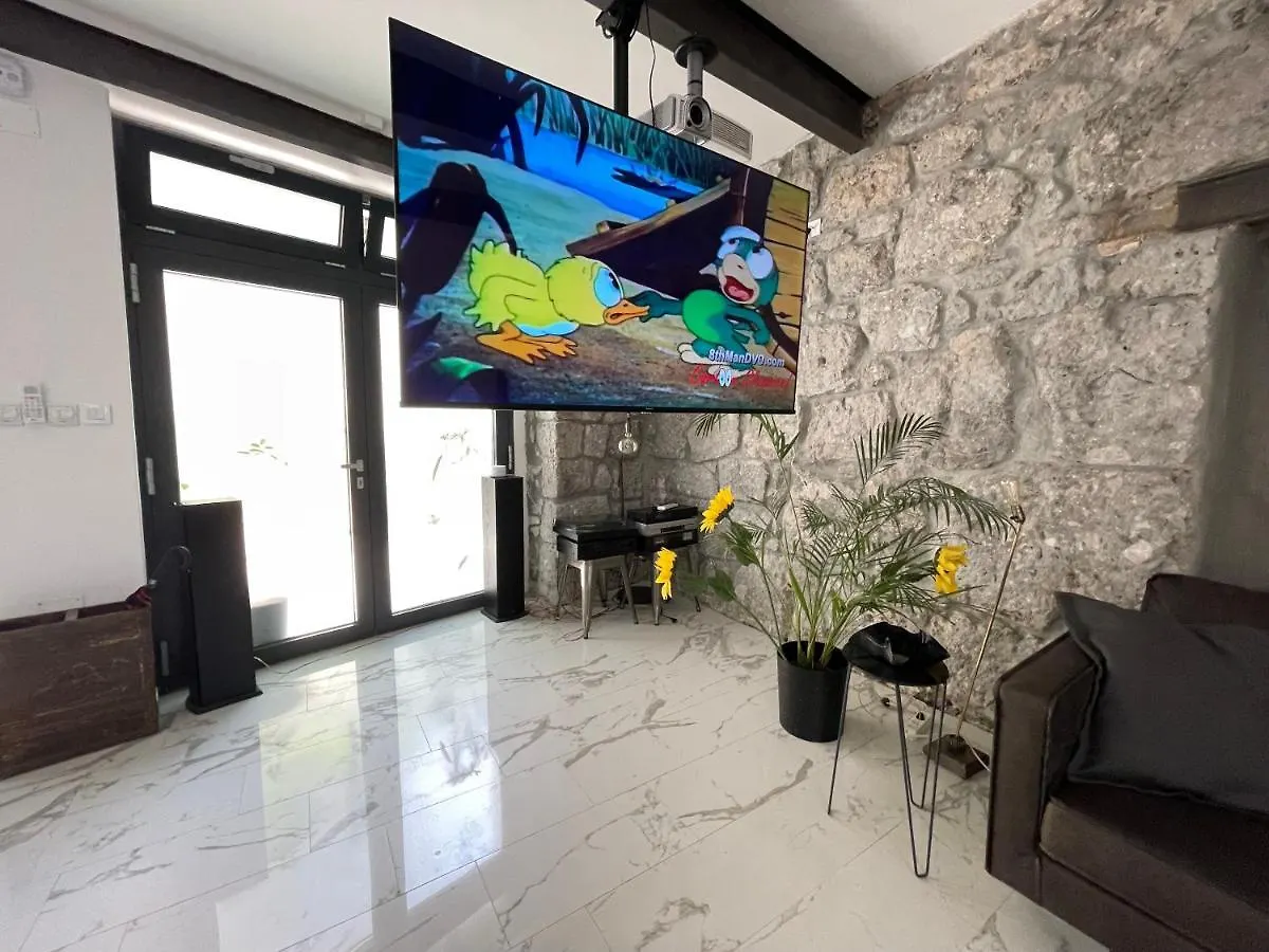 Apartment Artspace Location-Opatija-3 Bedroom House With Rooftop Garden By Beach