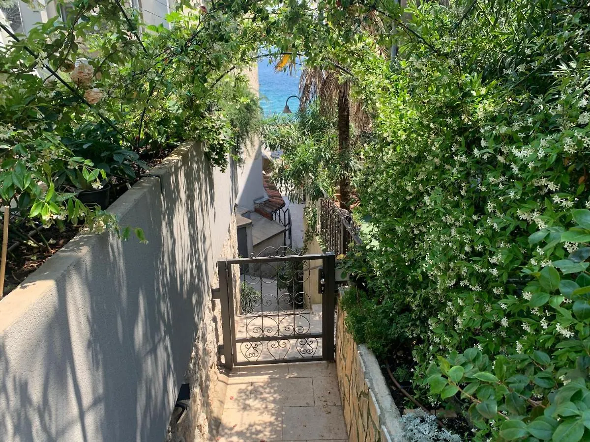 Apartment Artspace Location-Opatija-3 Bedroom House With Rooftop Garden By Beach Croatia