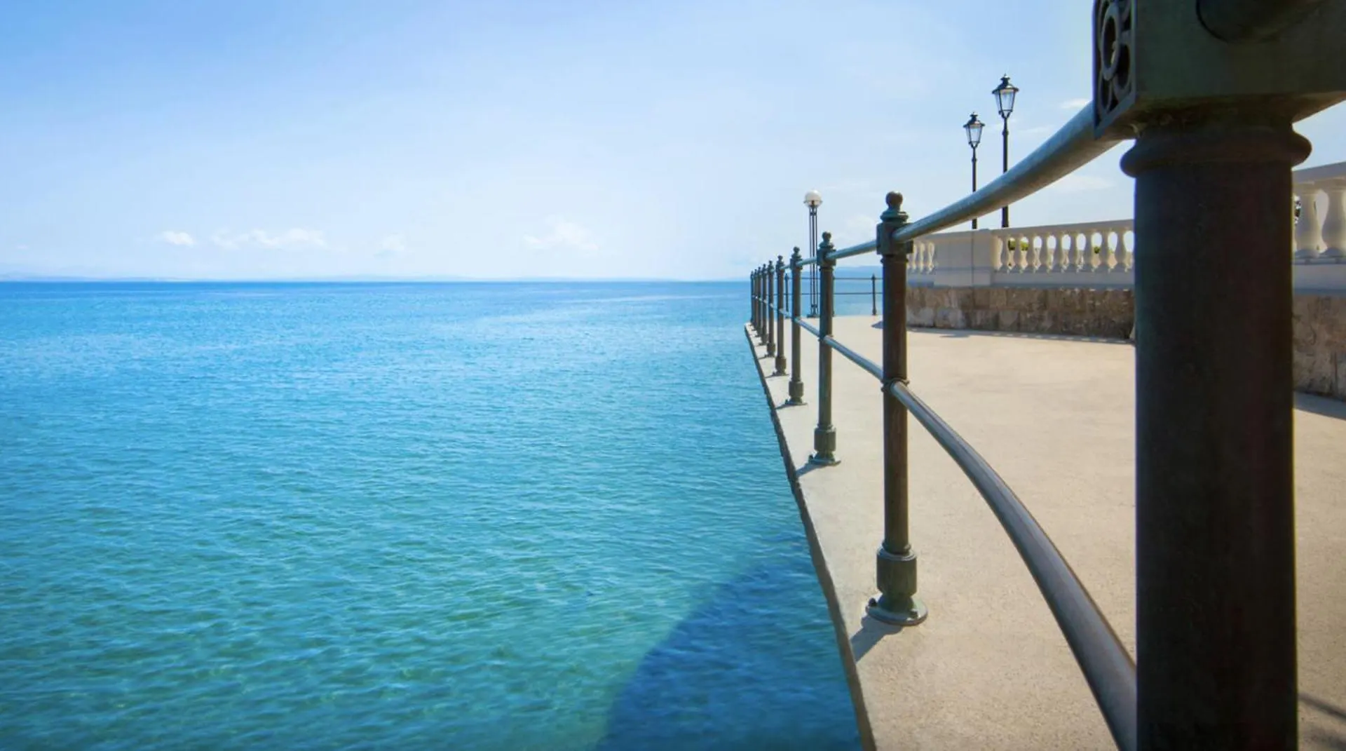 Artspace Location-Opatija-3 Bedroom House With Rooftop Garden By Beach